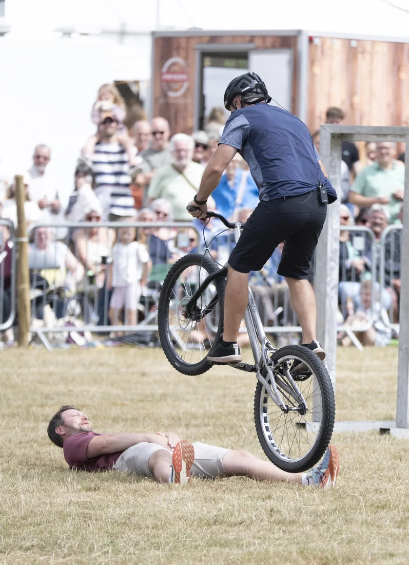 3SIXTY rider performing a close audience interaction stunt